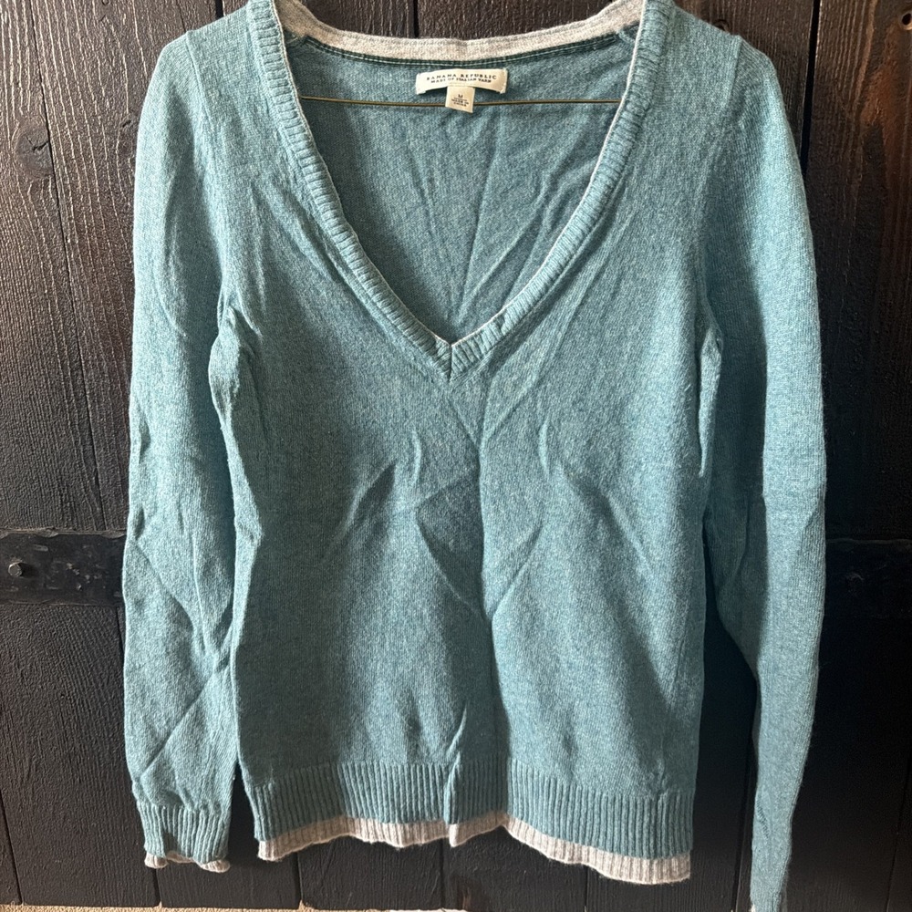 banana republic Sweater Wool Cashmere Blend Soft Women's Size M Long Sleeve